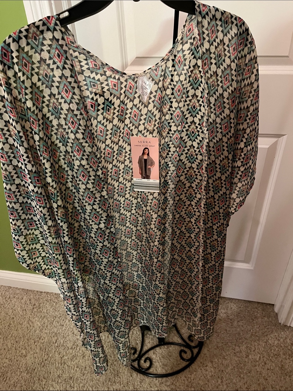 NWT Serra Aztec Geometric Kimono in Mint, Black, and Coral